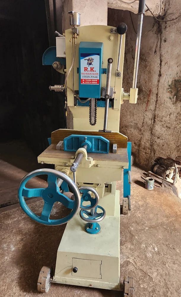 10mm Heavy Chain Mortiser Machine, 2 HP