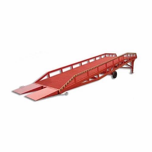 15 Feet Hydraulic Dock Leveler 12t, Mild Steel, 6000 KG