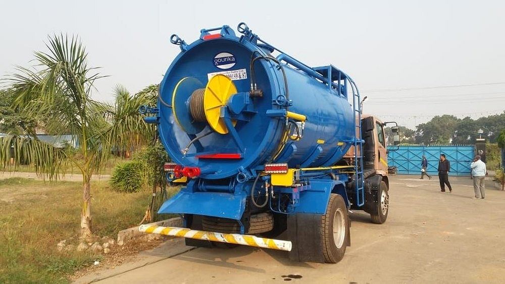 15000 Liter Suction Cum Jetting Machine, Capacity: 15000litres, Model Name/Number: GIL1772