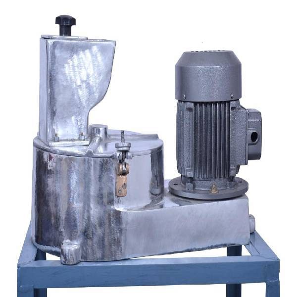 Semi automatic potato/ vegetable slicer