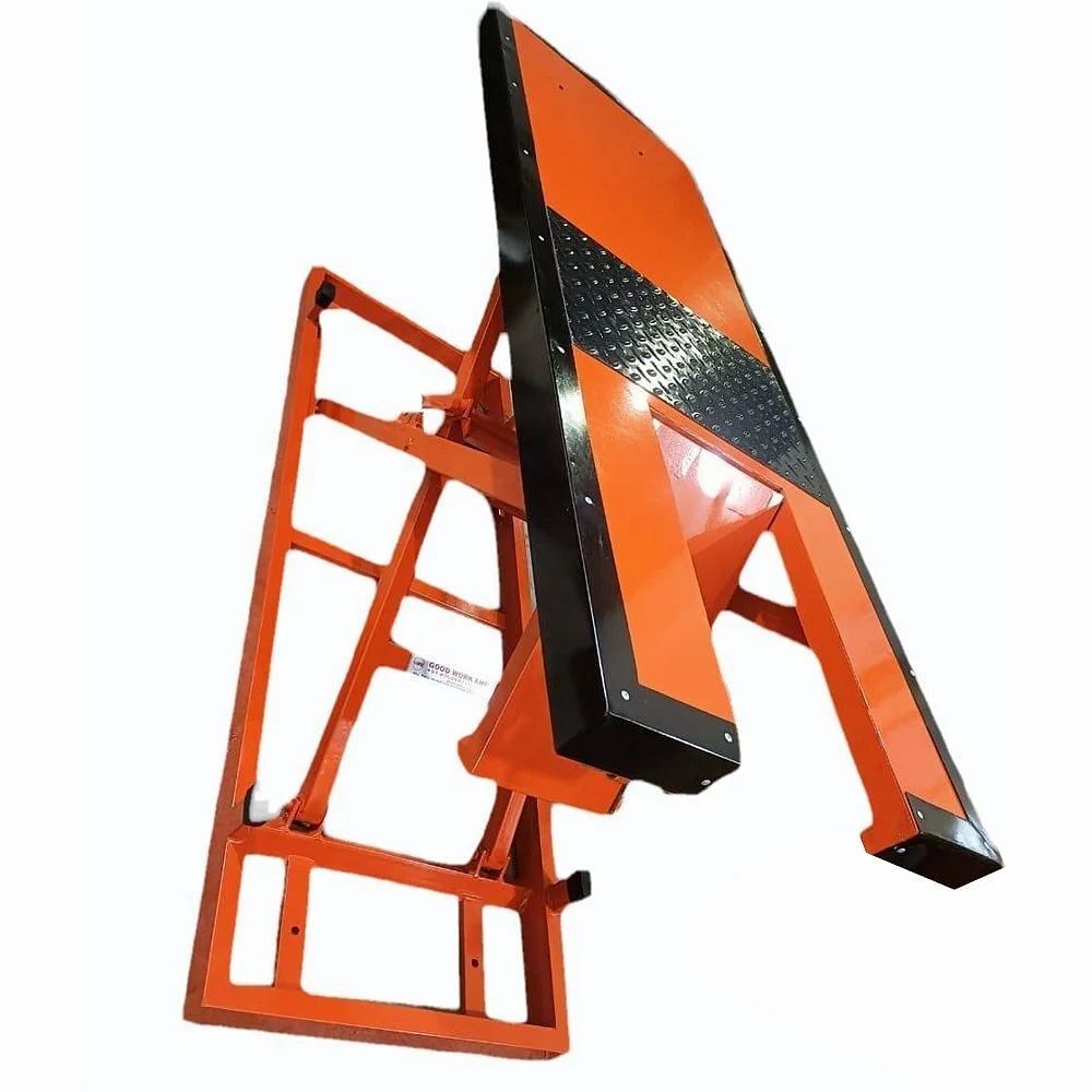 2 Post Two Wheeler Hydraulic Ramp, Operating Height: 3 ft