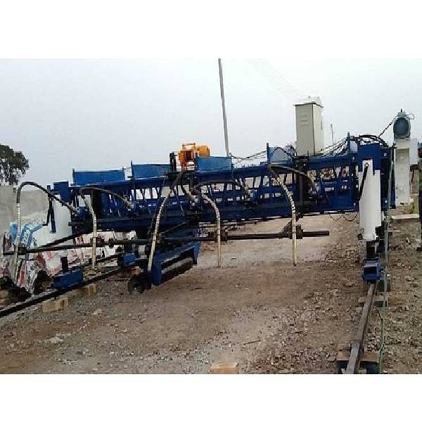 Mild Steel Concrete Road Paver Machine