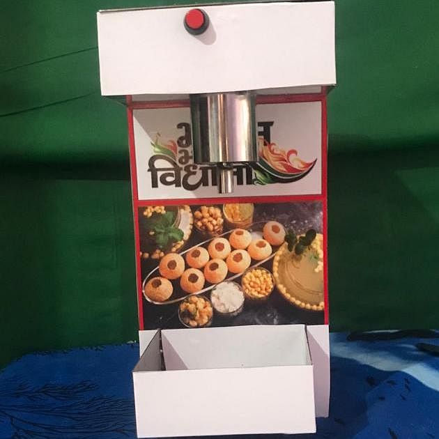 Automatic Panipuri water filling machine