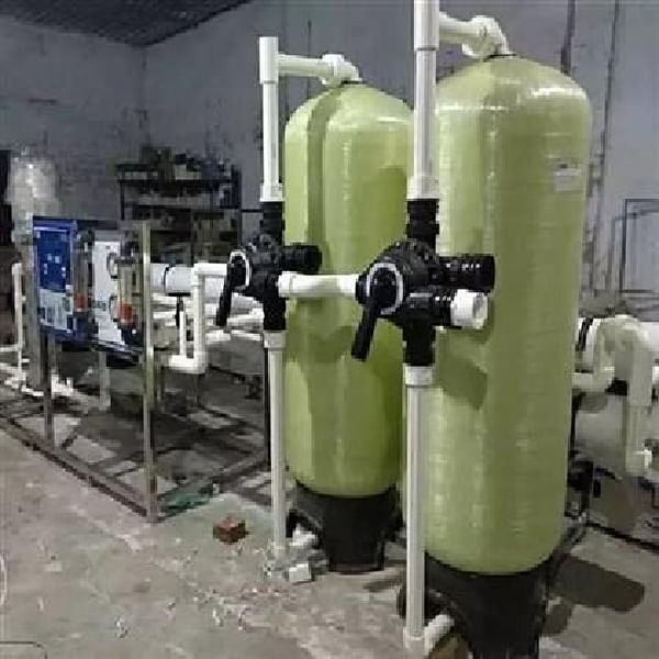 Industrial FRP R. O plant, Bottle Filling Capacity: 10-60 bottle/min