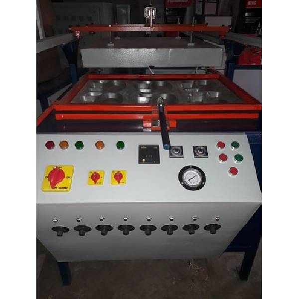 Semi Automatic Vacuum Forming Machine