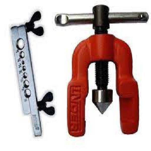 Flaring tool a