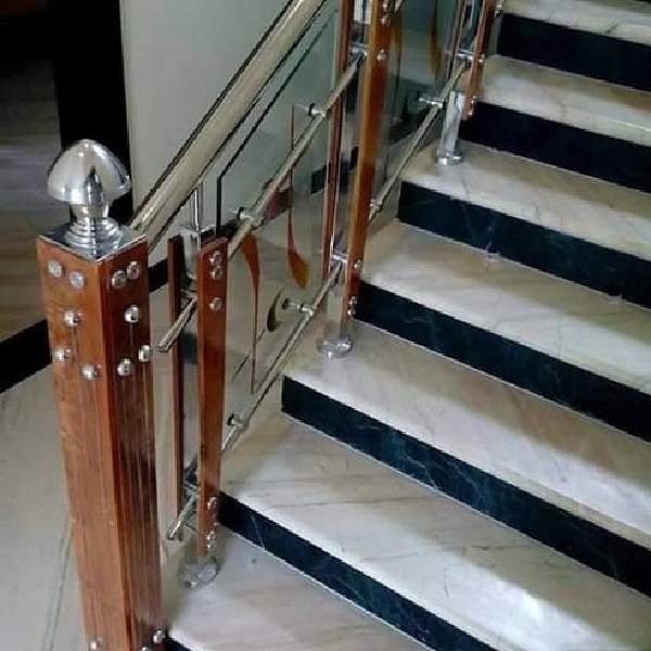 Stainless Steel Wooden Baluster Railings