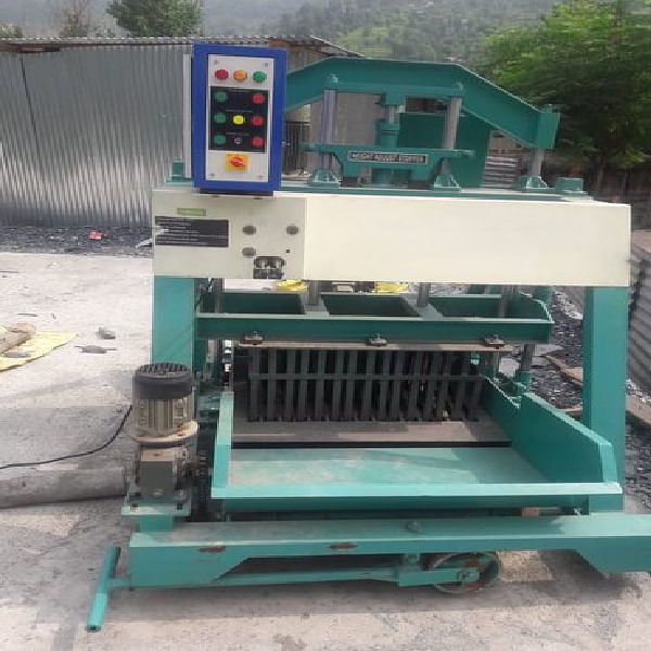 Hollow Blocks Making Machine