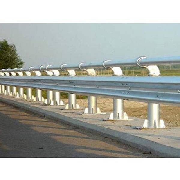 GI Beam Crash Barrier