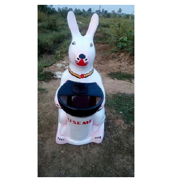 Kangaroo Shape FRP Dustbin