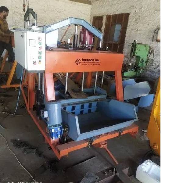 Concrete Solid Block Making Machine