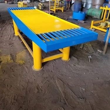 Paver Block Vibration Table 11X3 3 HP Motor Power