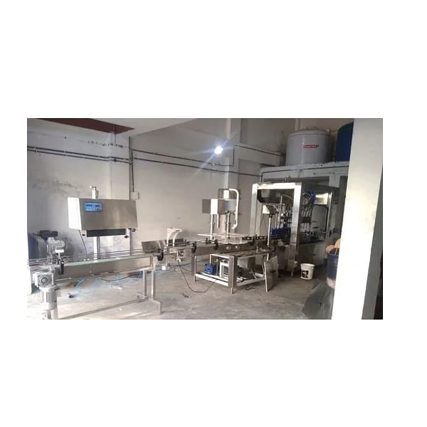 Electric Engine Oil Filling Machine