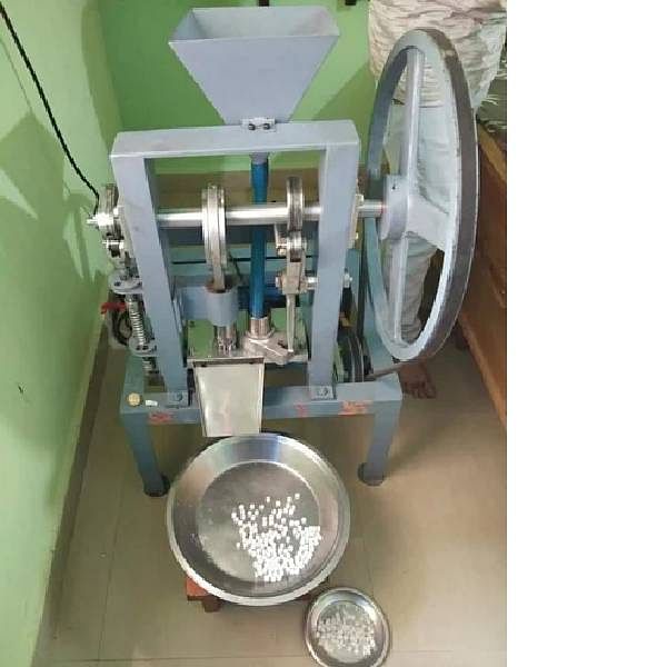 Camphor Tablet Making Machine