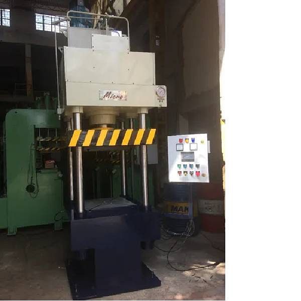 Pillar Type Hydraulic Press (200 Ton)