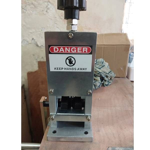 Manual Wire Stripping Machine