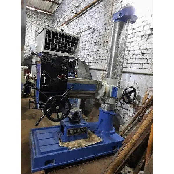 Manual Radial Drilling Machine