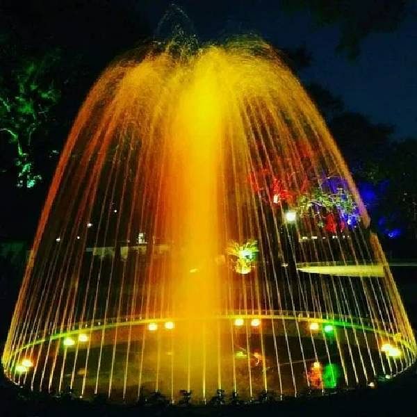 Multi Color /Crow Ring Fountain