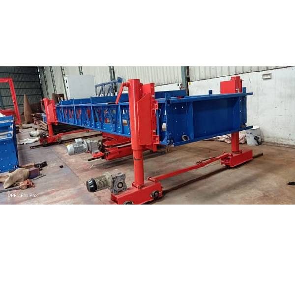 Mild Steel Concrete Road Paver Machine