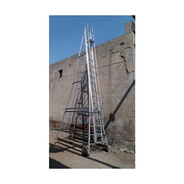 HI 160 Aluminium Telescopic Ladder