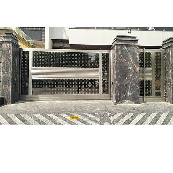 Remote Gates Automatic Swing Gate