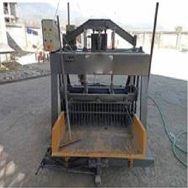 Hollow And Solid Block Making Machine