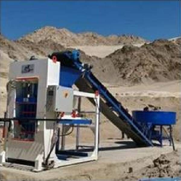 Automatic Paving Block Making Machine