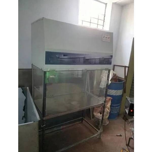 Laminar Air Flow Cabinet