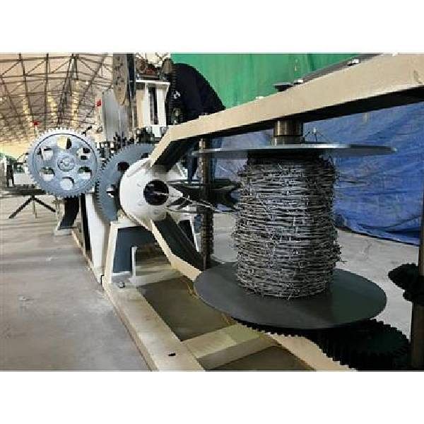 Barbed Wire Making Machine