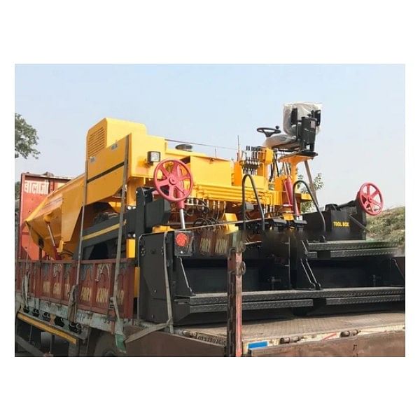 Asphalt Paver Finisher Machine