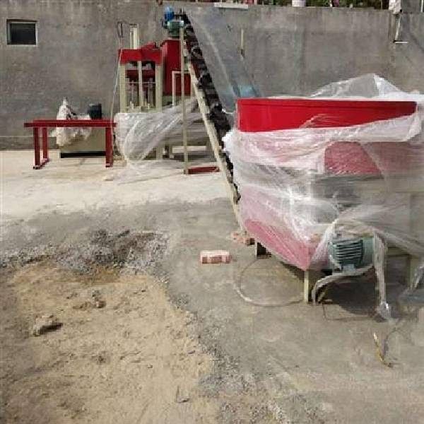 Automatic fly ash brick making machine