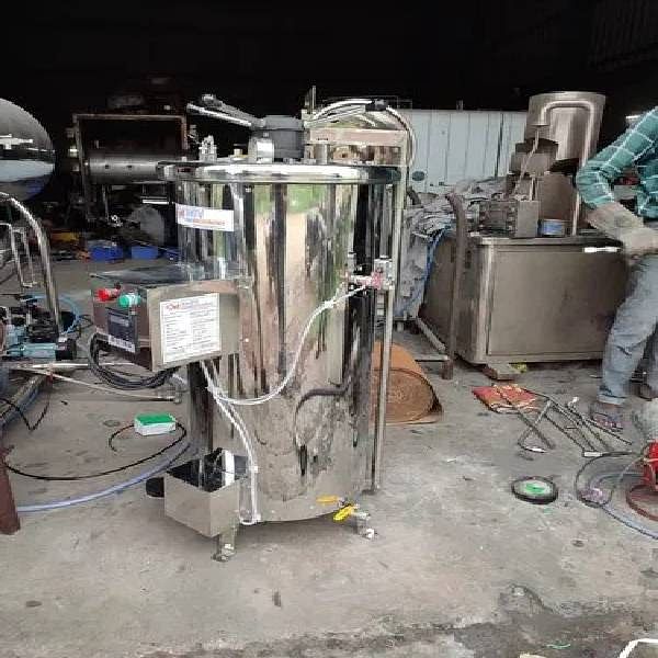 Double Walled Vertical Autoclave