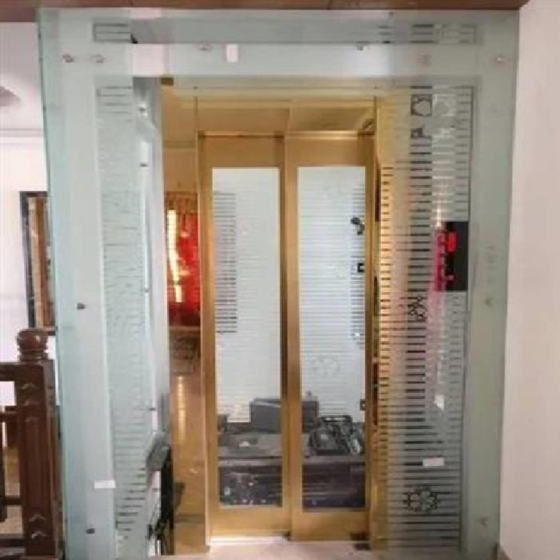 SS Glass Door Elevator