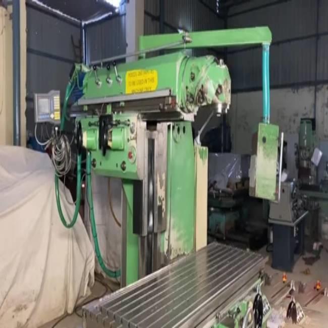 Huron PU 771 Bed Milling Machine