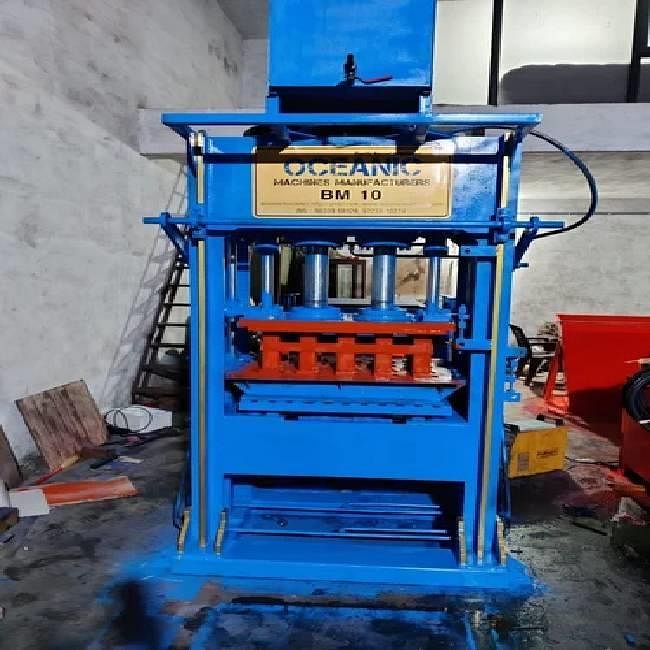 High Pressure Paver Block Machine