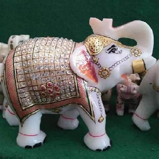 18 Inch Marble Elephant Joda Embossed Gold Work Statue