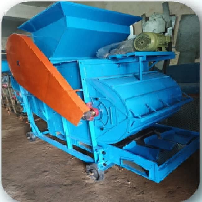 Groundnut Decorticator Machine OM 1000