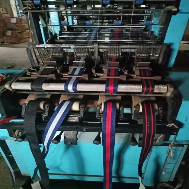 belt  niwar making machine