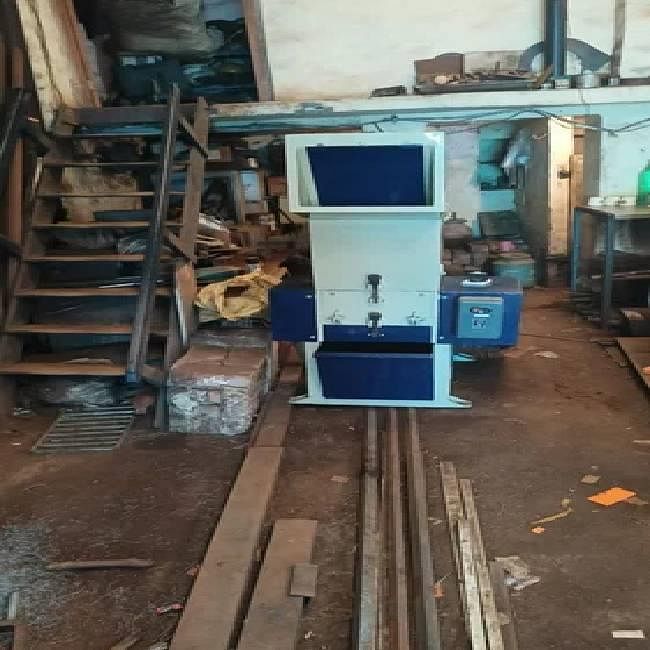 Plastic scrap grinder 16 inc without motor