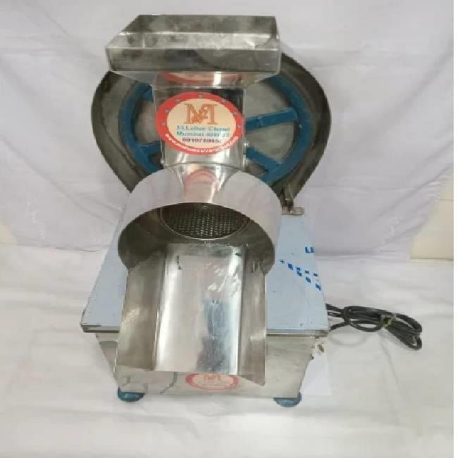 Dry Fruit Cutting Machine