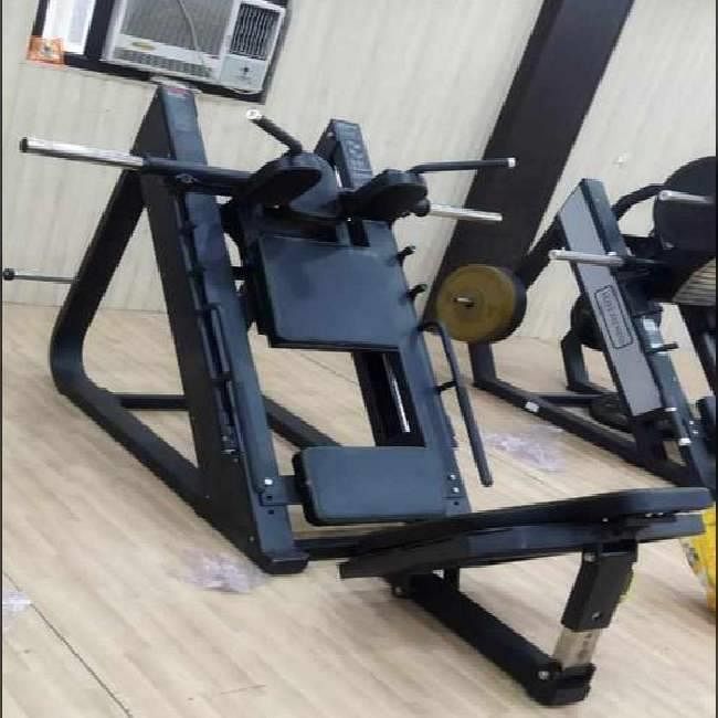 Leg Press Hack Squat Ht 5 ft Length 6 ft Width 5 ft