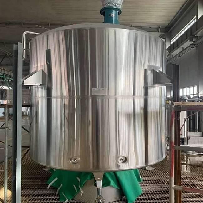 Liquid Mixing Tank