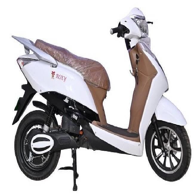 EV-ROXY-LITHIUM-ION-SCOOTY-BV-11000