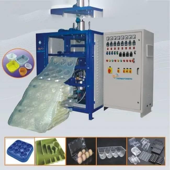 Vacuum Forming Machine