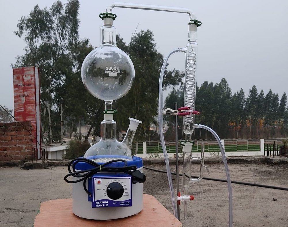 2ltr Steam Distillation For Essential Oil Extraction (borosilicate Glass)