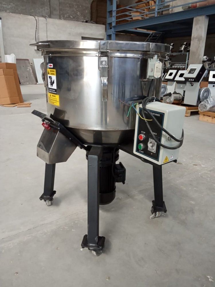 3 Hp Vertical Batch Mixer for Industrial, Capacity: 100-500 L