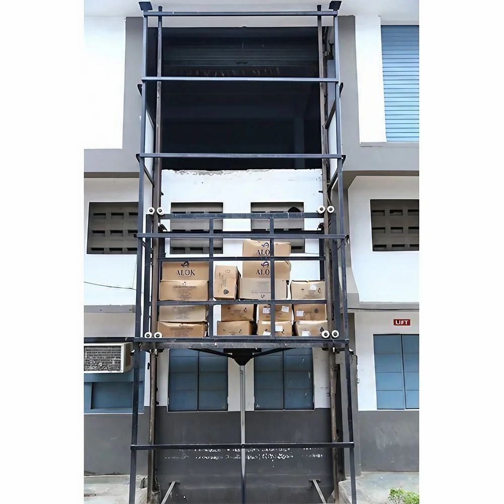 40-45 Feet Hydraulic Material Lift, For Warehouses