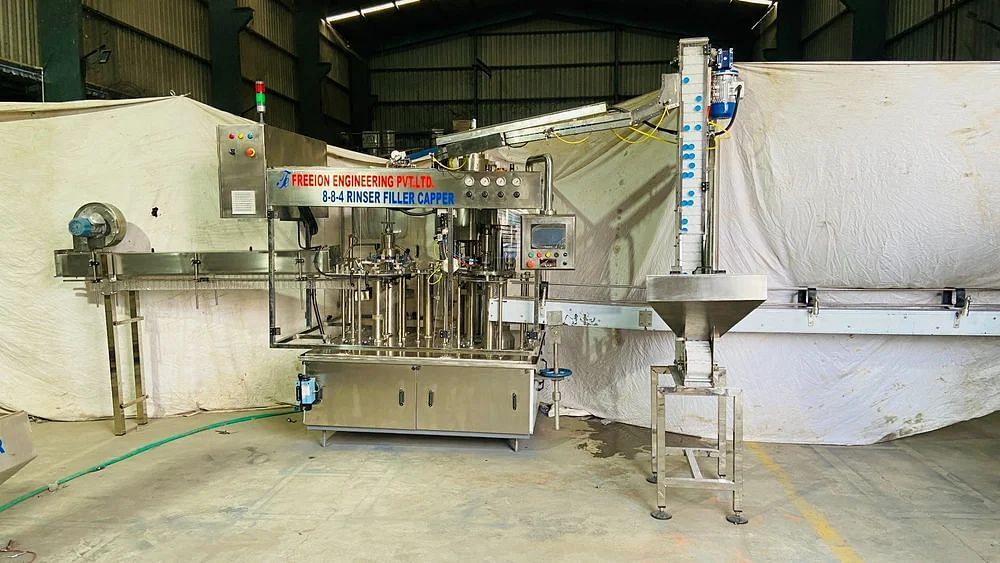 40-70 BPM Automatic Pet Bottle Mineral Water Filling Machine