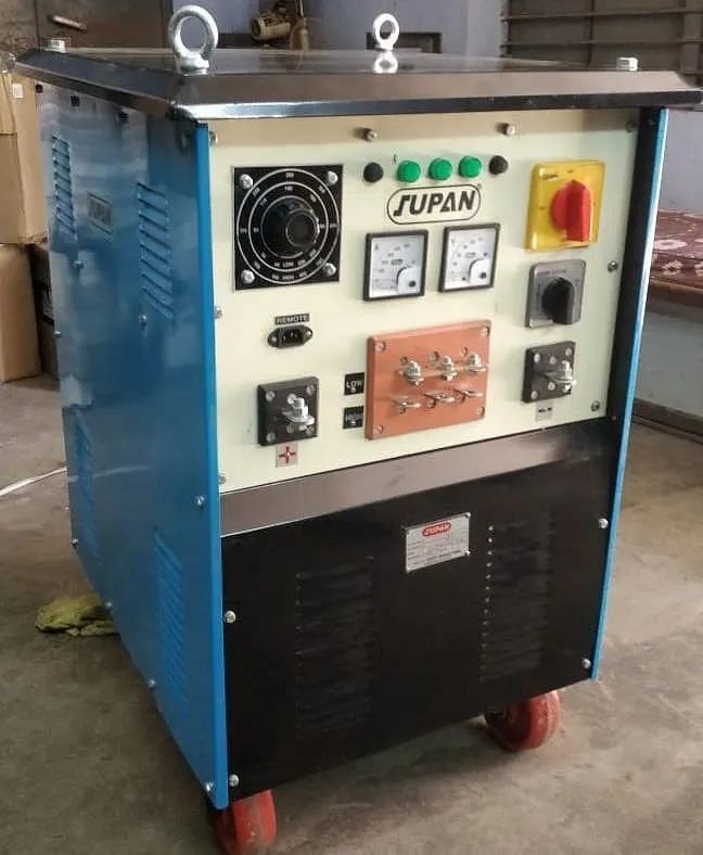 50/60Hz 3phase Rectifire Welding Machine, For Industrial, Automation Grade: Semi-Automatic