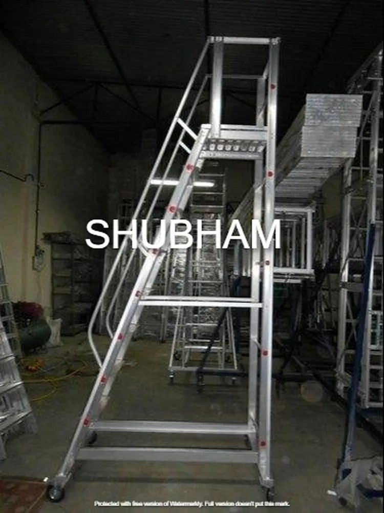 6-12 Ft Aluminium Self Supporting Extension Ladder